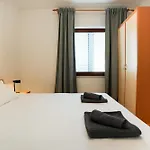 Tonik Diklo, Seaside In Zadar