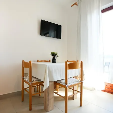 Apartment Tonik Diklo, Seaside In *