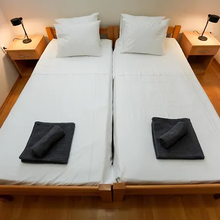 Tonik Diklo, Seaside In Apartment